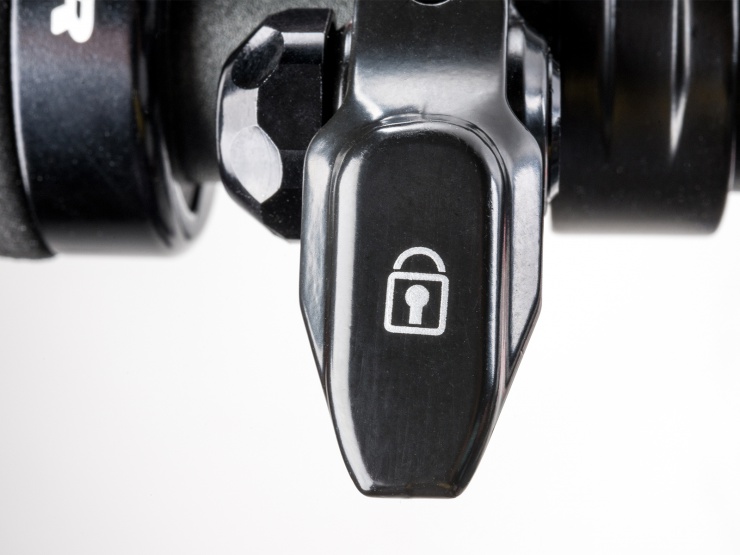 detail AUTHOR Instinct 29 ASL 2021-22