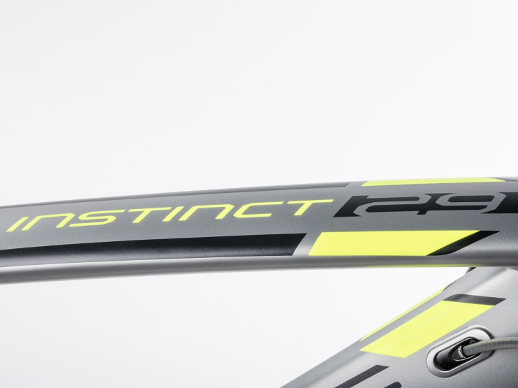 detail AUTHOR Instinct 29 2023-24