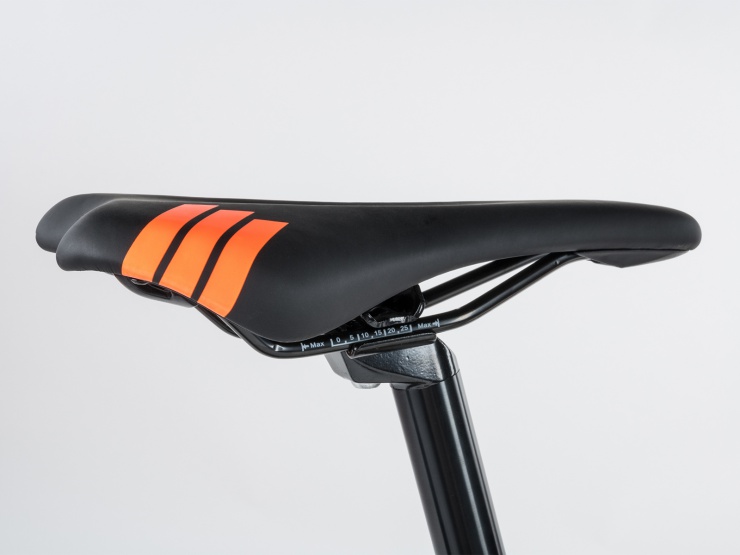 detail AUTHOR A-Matrix 24 2021 12,5