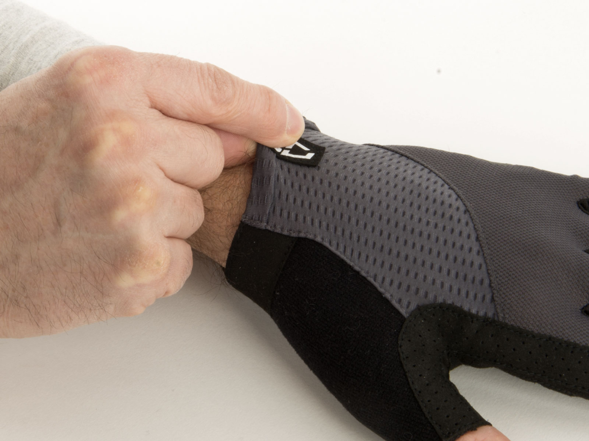 detail AUTHOR Rukavice Men Sport Gel X3 k/p