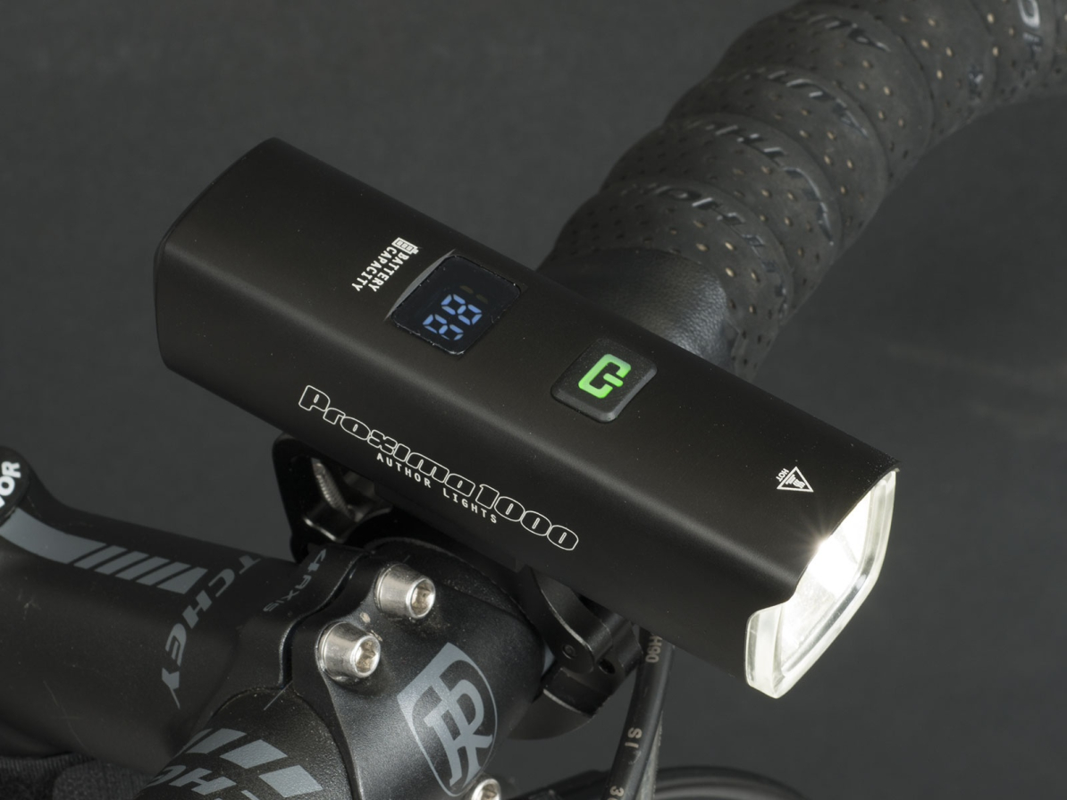 detail AUTHOR Světlo př. PROXIMA 1000 lm / GoPro 25- 32 clamp USB Alloy