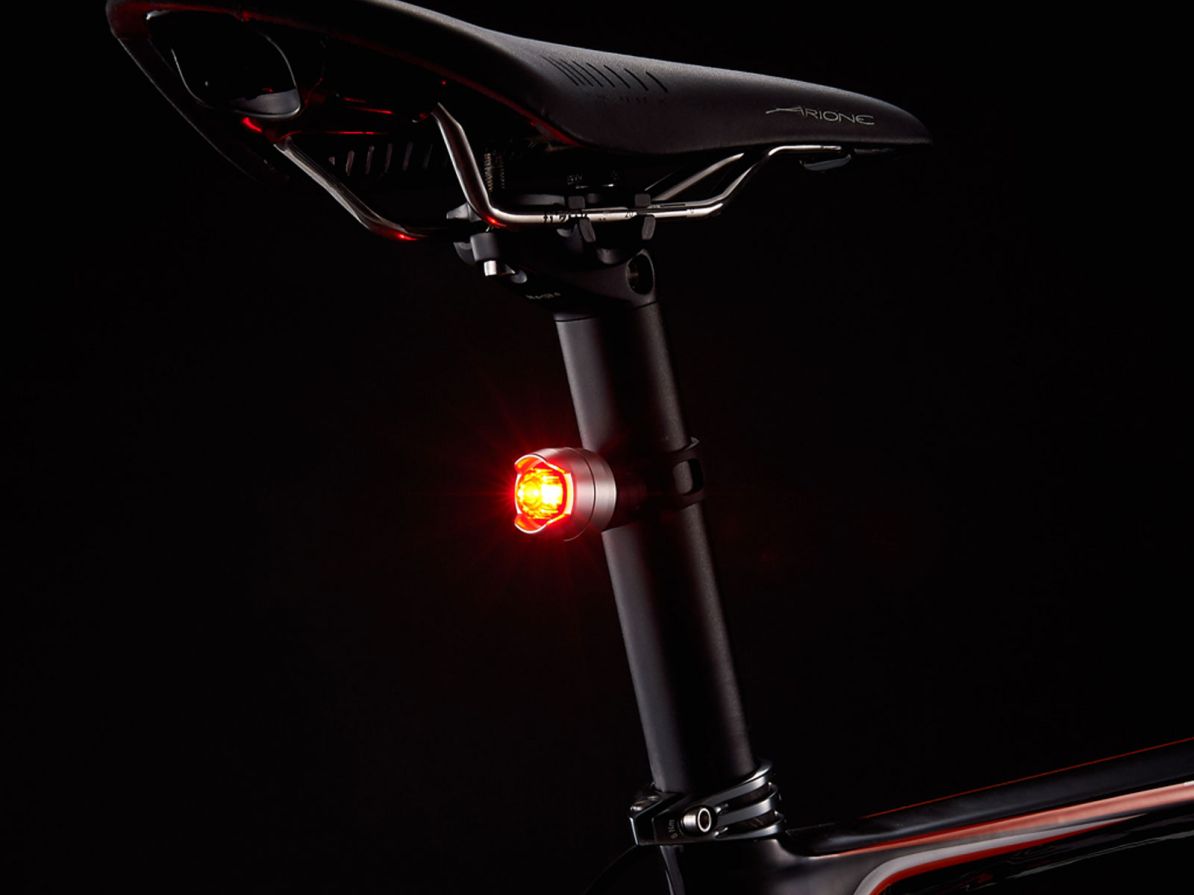 detail CATEYE Světlo sada CAT AMPP200 / ORB