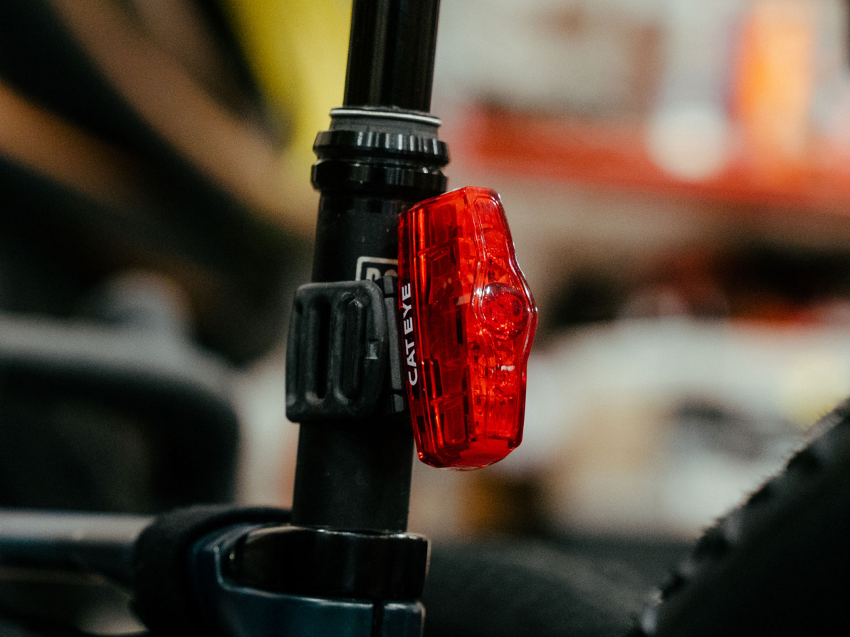 detail CATEYE Světlo sada CAT HL-EL160 / TL-LD155