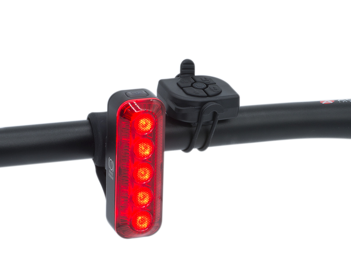 detail AUTHOR Světlo zad. XYRIUS Brake USB 400 lm