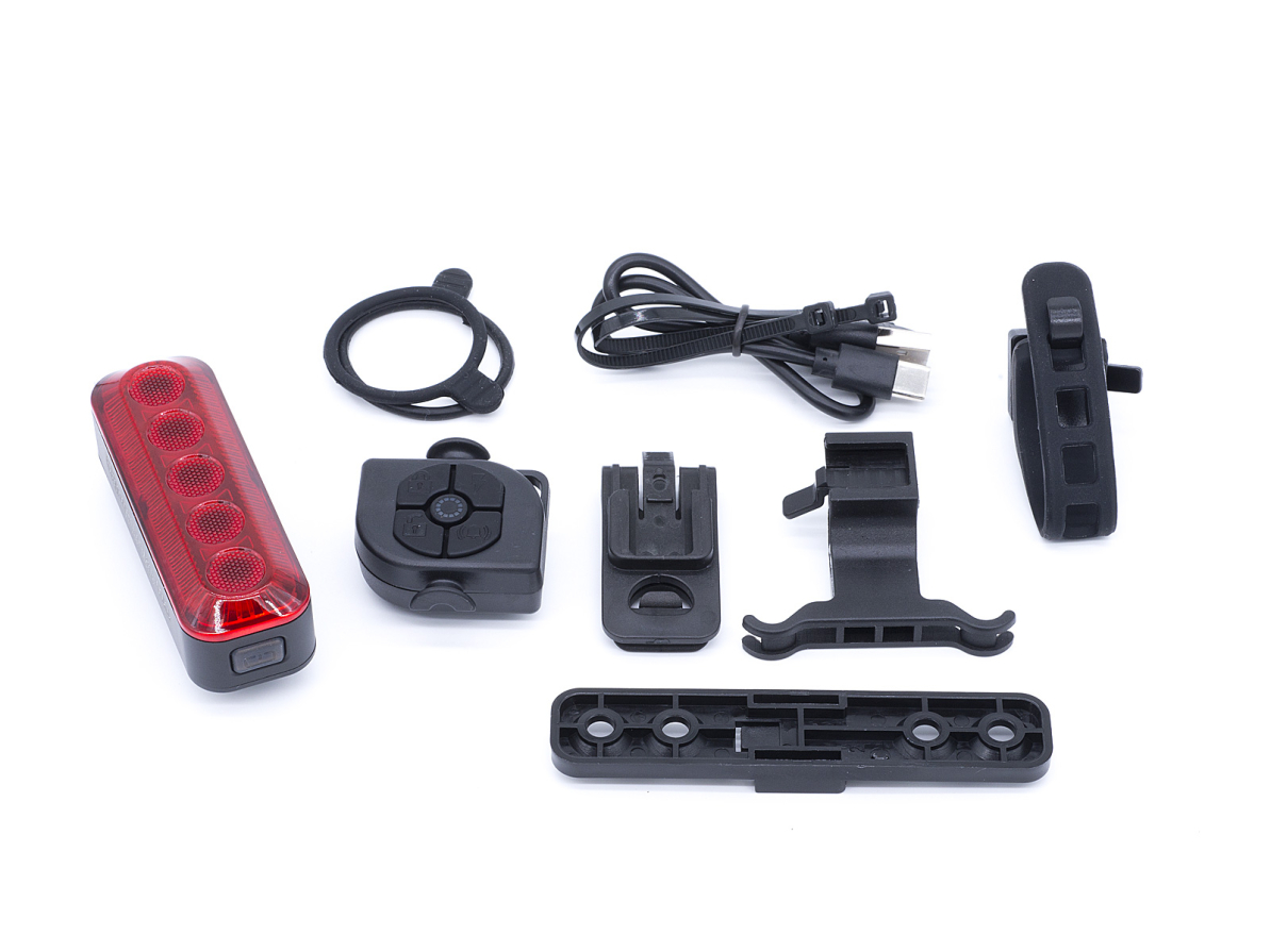 detail AUTHOR Světlo zad. XYRIUS Brake USB 400 lm