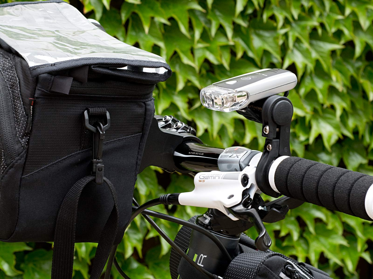 detail AUTHOR Držák A-Light X9