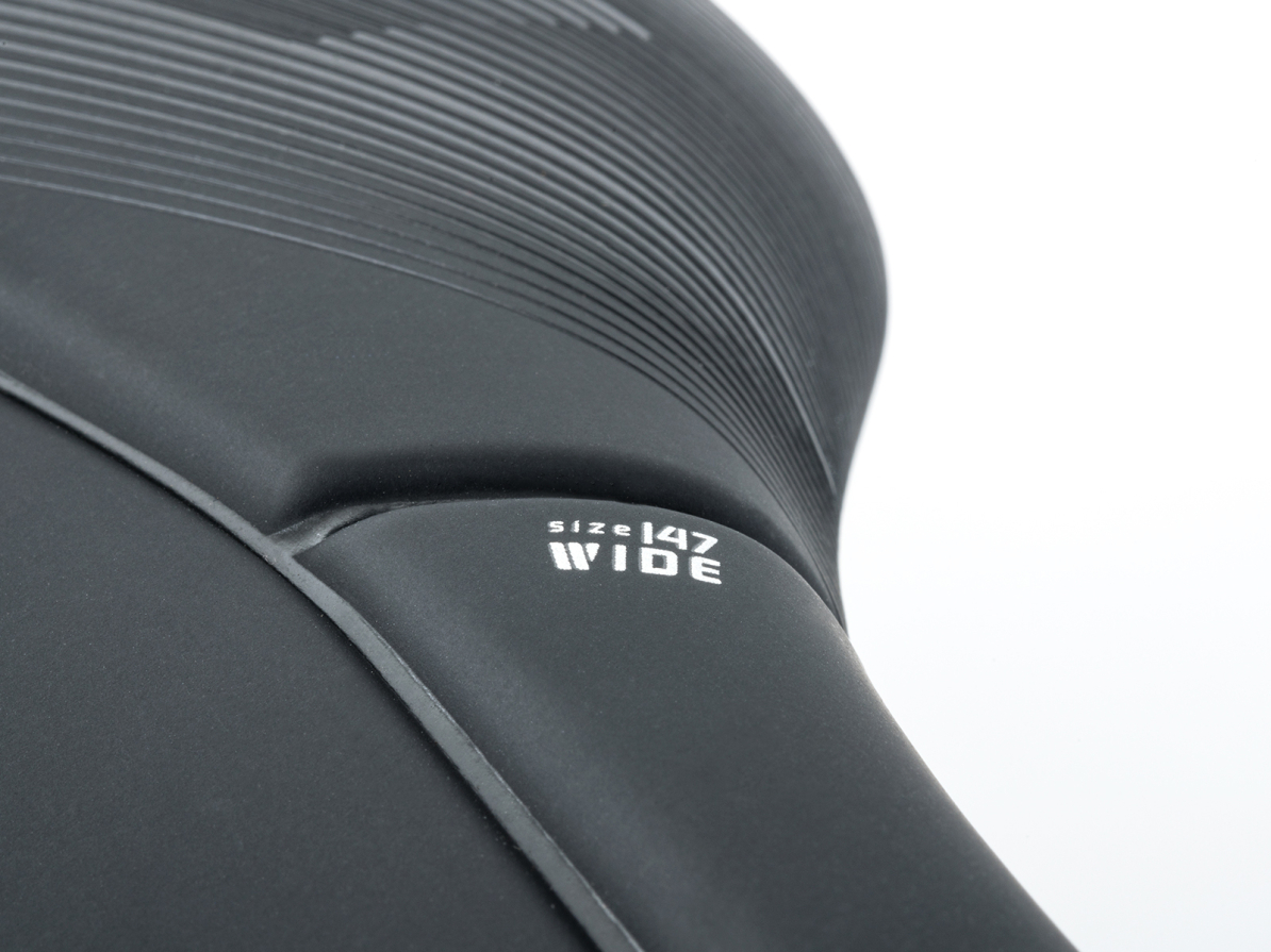 detail AUTHOR Aura XR7 2026